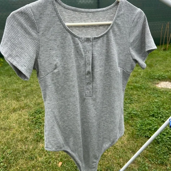 Gray Ribbed Bodysuit - Picture 3 of 8